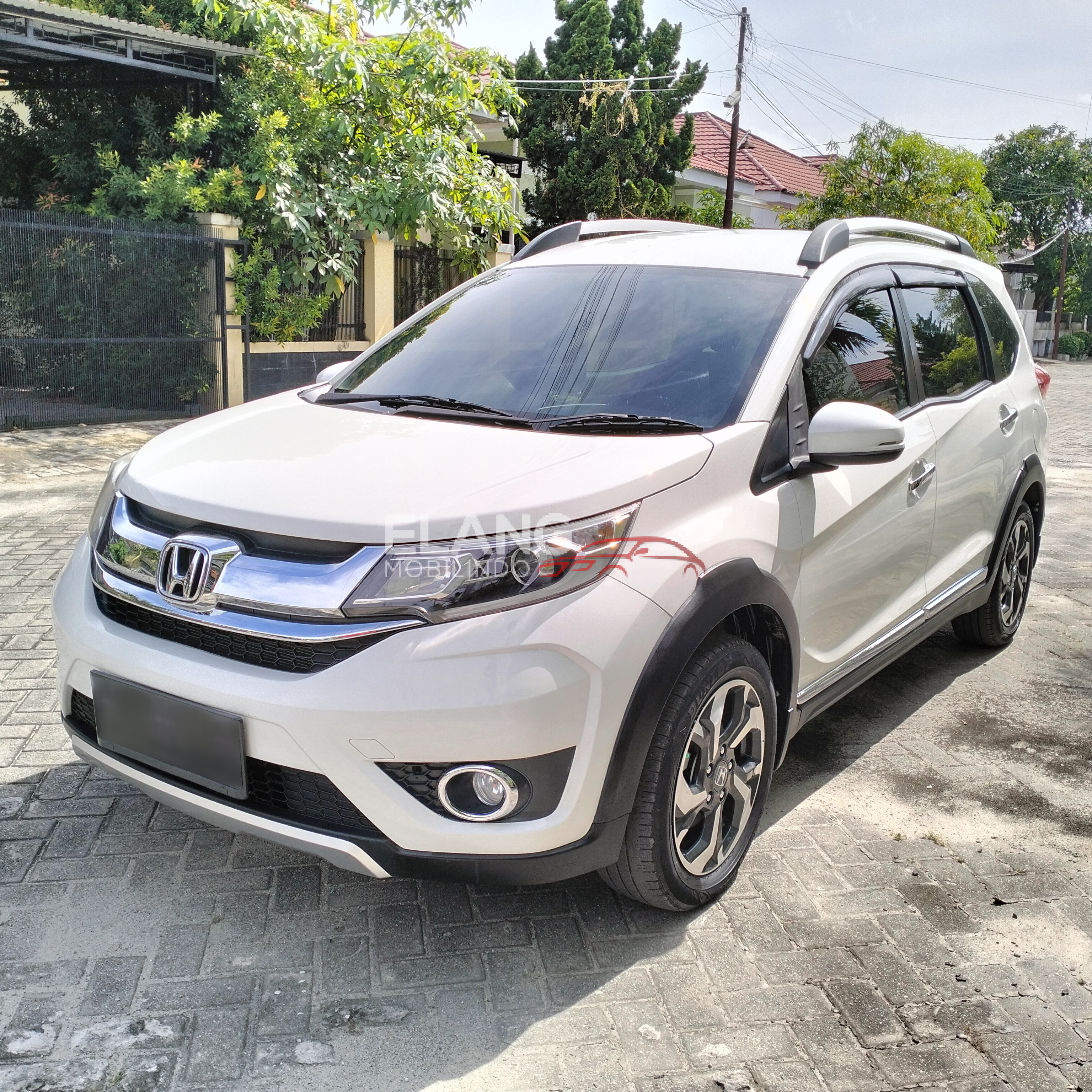 HONDA BR-V E 1.5 MT