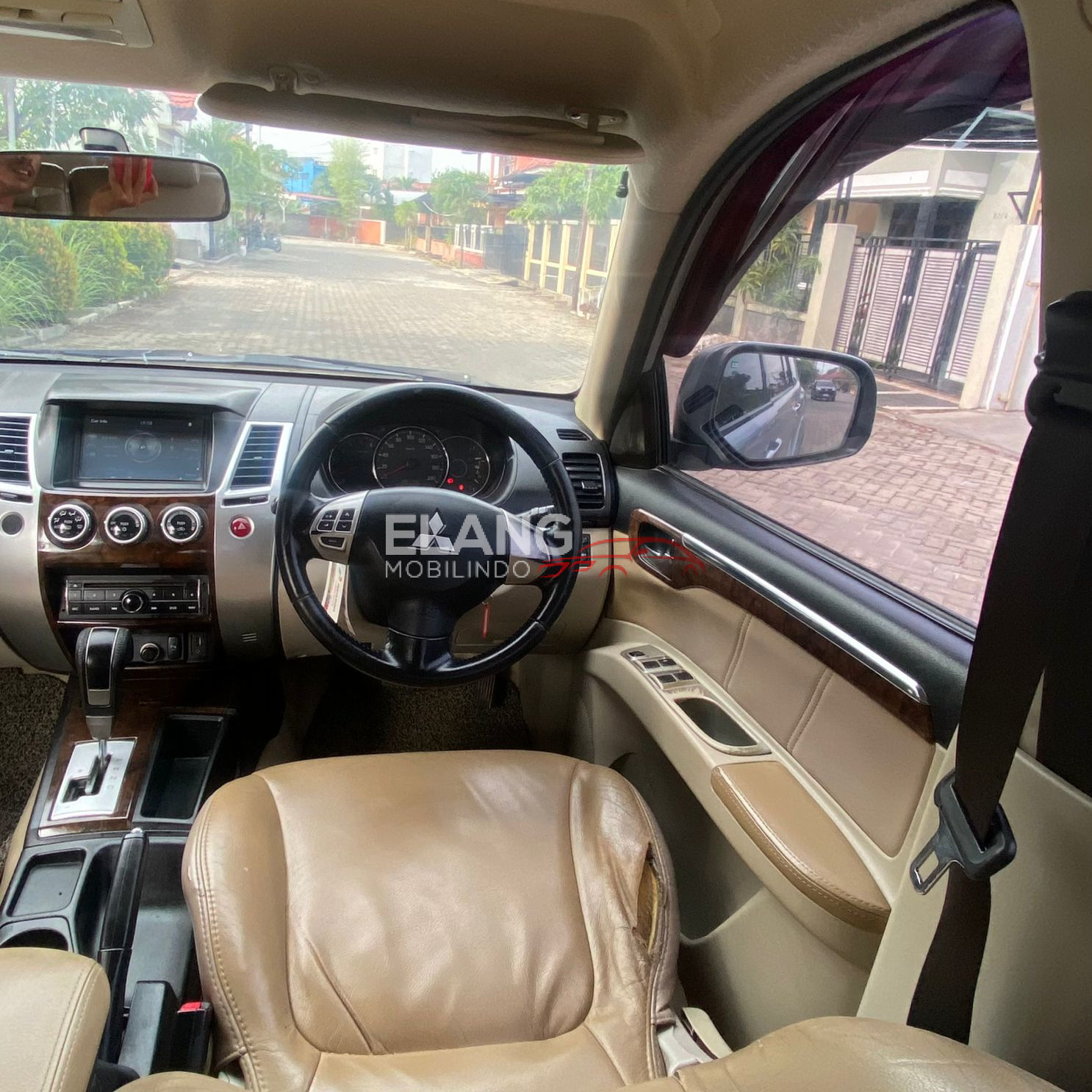 PAJERO EXCEED 4x2 AT